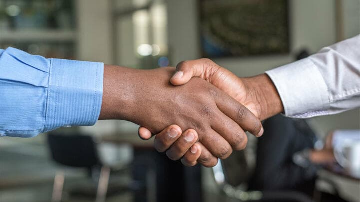 How to use contract management software to speed up your sales process